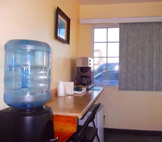 Aerospace Inn Mojave Restoran foto