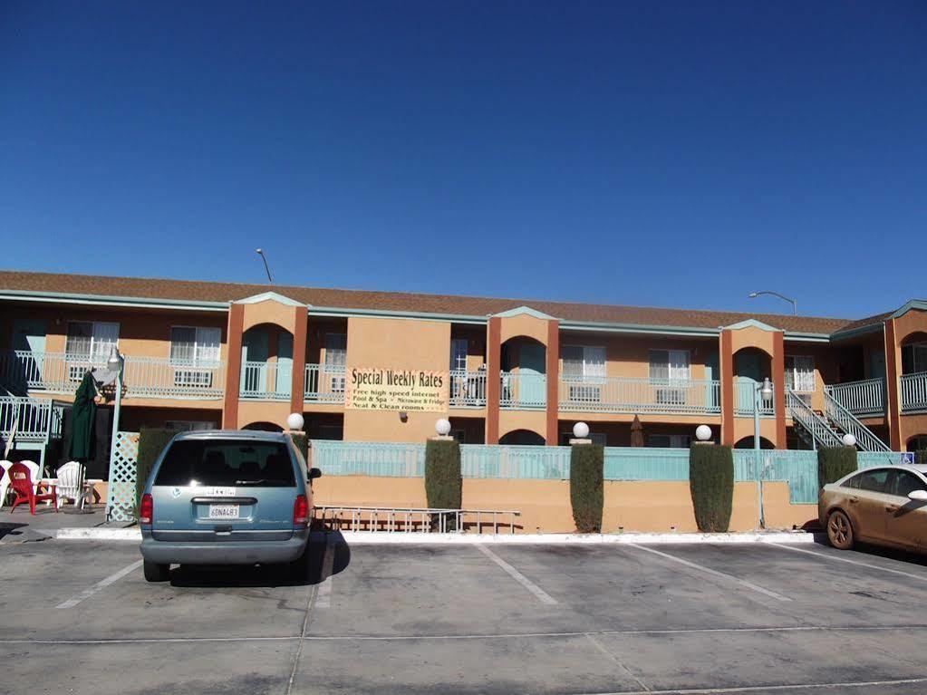 Aerospace Inn Mojave Bagian luar foto